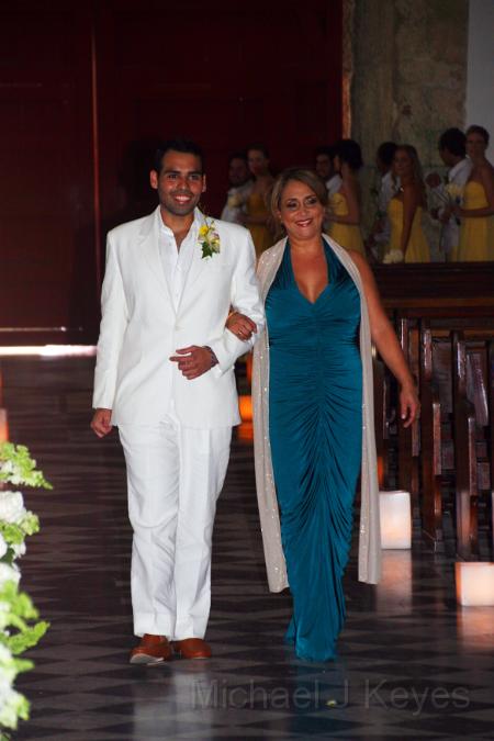 IMG_2251 camilo y madre.jpg